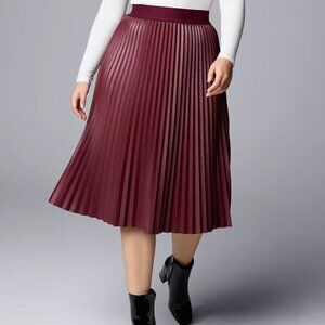 Simply Vera Vera Wang Pleated Burgundy Skirt NEW